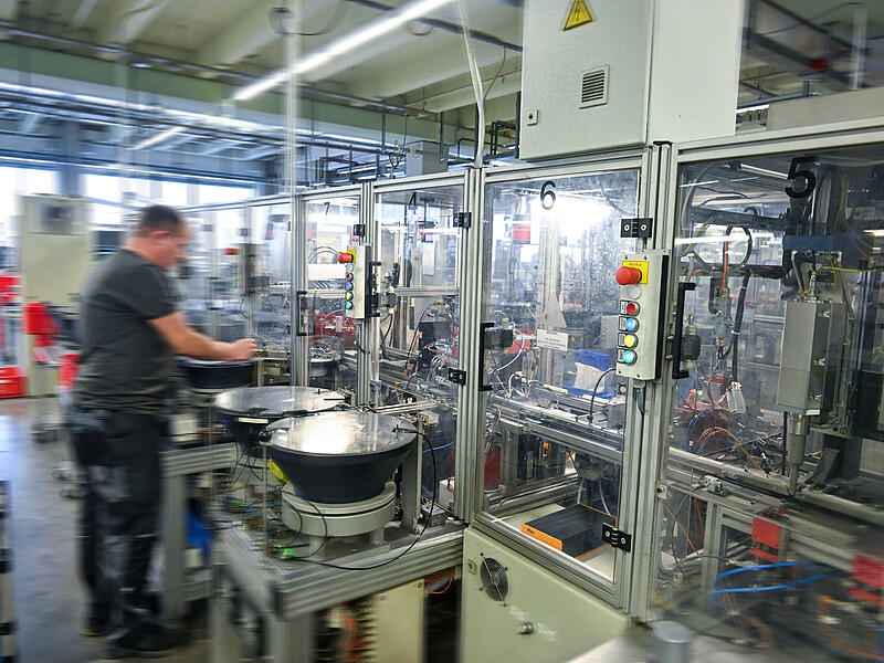 In der Fertigung bei Wieland Electric Bamberg. In der Fertigung bei Wieland Electric Bamberg.