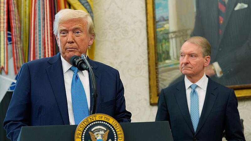 Präsident Trump und SEC-Leiter Paul Atkins