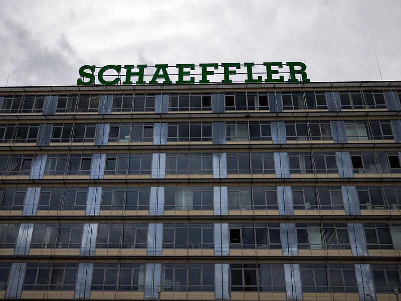 Ausgerechnet in russischen Drohnen sind Bauteile des Herzogenauracher Zulieferers Schaeffler entdeckt worden &ndash; obwohl Sanktionen das verhindern sollten. Wie das Unternehmen auf den Fall reagiert.