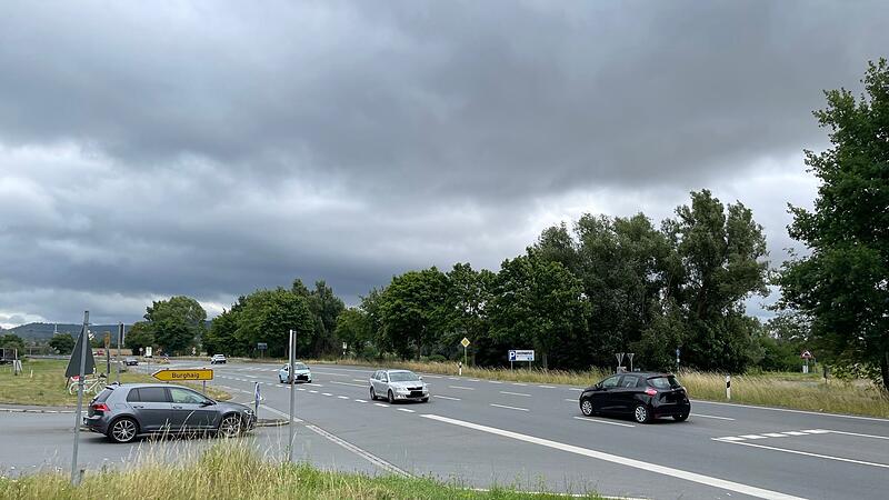 Radweg bei der Mainbr&uuml;cke