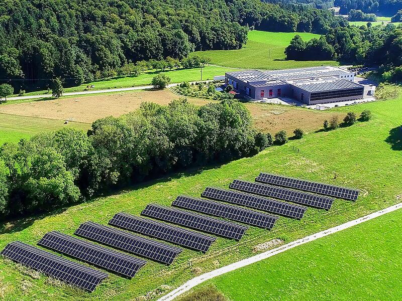 Solaranlage bei CNC Hofmann in HaidhofForchheim & Fr&auml;nkische Schweiz