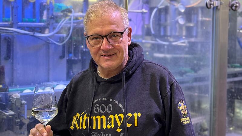 Braumeister Georg Rittmayer arbeitet derzeit an einer Weinschorle.