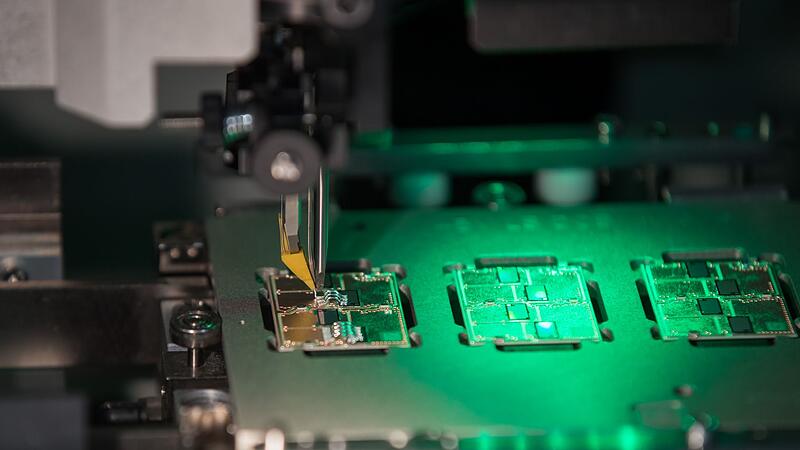 Elektronik-Produktion