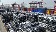 In China warten zahlreiche Autos mit Hybrid- oder Elektroantrieb auf den Export.