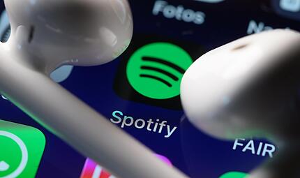 Spotify l&auml;sst die KI &bdquo;Ben&ldquo; arbeiten.