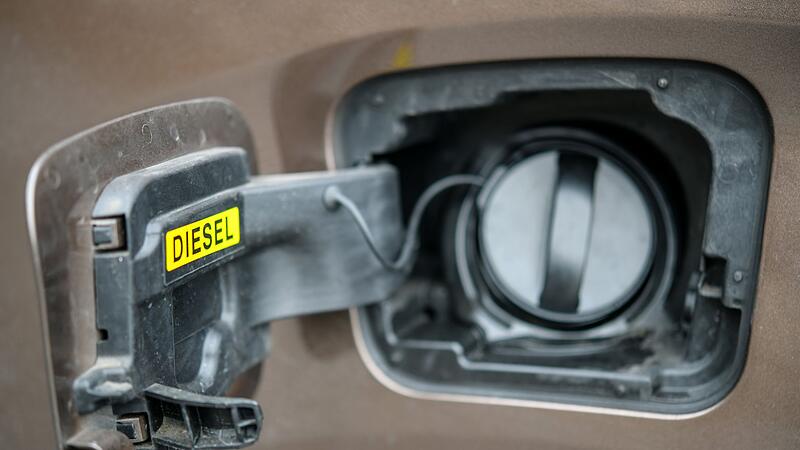 Diesel-Diebstahl Symbolbild Diesel-Diebstahl Symbolbild