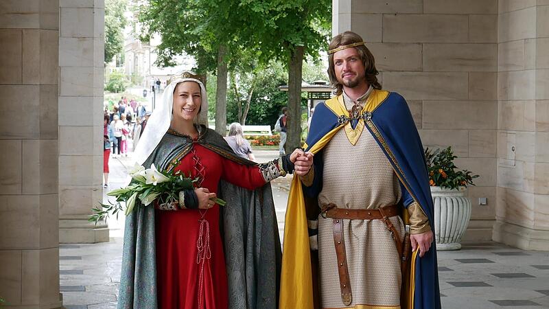 Maxi und Alexander Ferrari beim Rakoczy-Fest als Beatrix von Courtenay und Otto von Botenlauben.