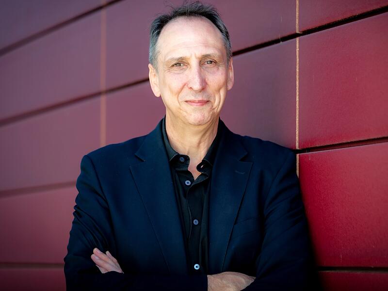 Der W&uuml;rzburger Schriftsteller und Arzt Prof. Dr. Alexander Meining (57)