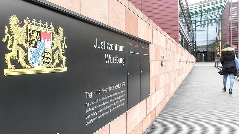 Zu einem Jahr Haft auf Bewährung verurteilte das Landgericht Würzburg eine Frau aus dem Landkreis Kitzingen wegen versuchter Tötung. Zu einem Jahr Haft auf Bewährung verurteilte das Landgericht Würzburg eine Frau aus dem Landkreis Kitzingen wegen versuchter Tötung. 