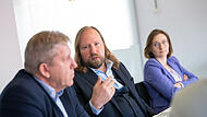 MdBs Andreas Schwarz, Anton Hofreiter und Lisa Badum besuchen Mediengruppe Oberfranken