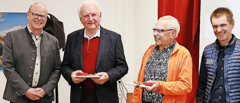 Der DAV bedankte sich bei langjährigen Mitgliedern.