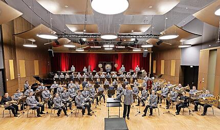 Das Ausbildungsmusikkorps der Bundeswehr wird in Ebern einen Konzertabend mit vielseitigem Programm gestalten.