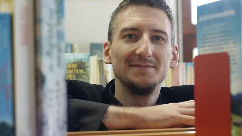 Bibliotheks- und Kulturbüroleiter Jan Marberg verlässt Bad Brückenau Richtung Oberbayern. Hier hat er viel erreicht. Bibliotheks- und Kulturbüroleiter Jan Marberg verlässt Bad Brückenau Richtung Oberbayern. Hier hat er viel erreicht.