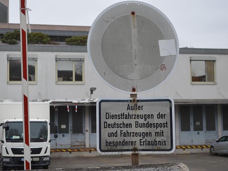 Weniger Briefe, viel mehr Pakete und P&auml;ckchen: Das alte Post-Logistikzentrum in Bad Kissingen ist inzwischen viel zu klein geworden.