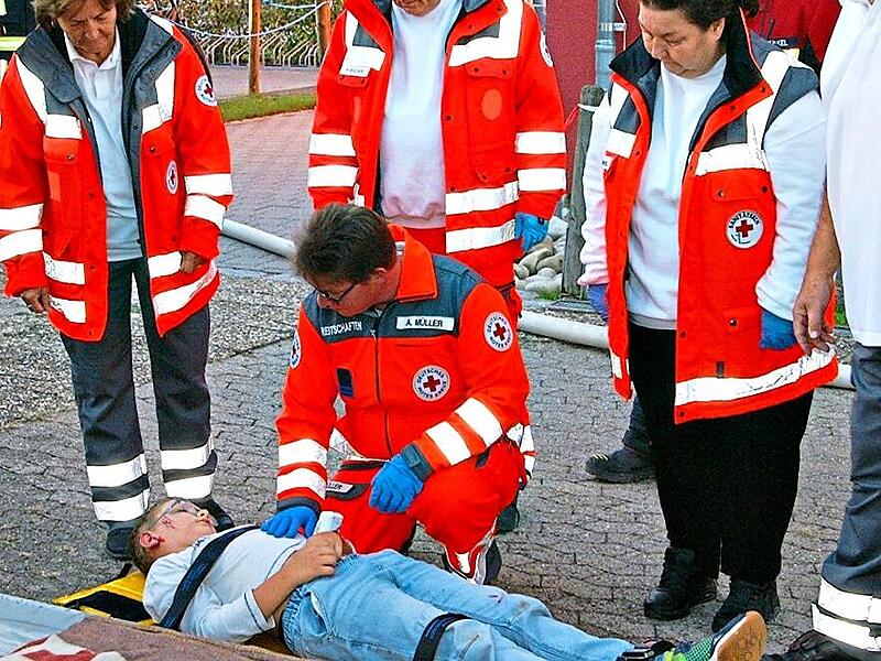 Das BRK Schneckenlohe versorgte die Verletzten. Das BRK Schneckenlohe versorgte die Verletzten.