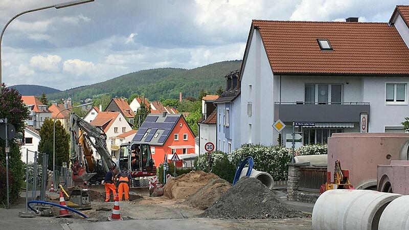 Seit Mitte 2021 war die Weiherer Straße in Kulmbach eine große Baustelle. Seit Mitte 2021 war die Weiherer Straße in Kulmbach eine große Baustelle.