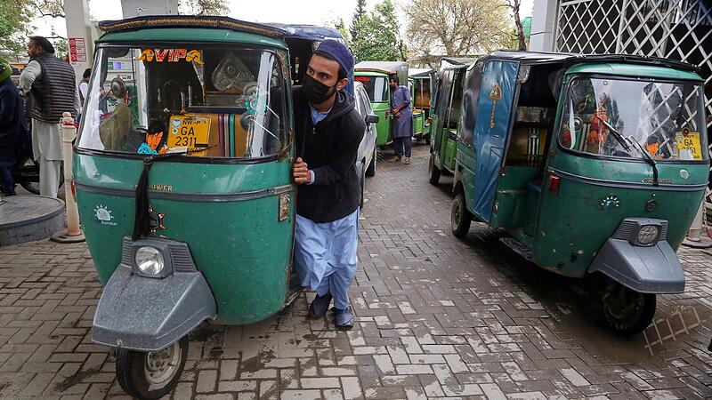 Iran-Krieg - Tankstelle in Pakistan