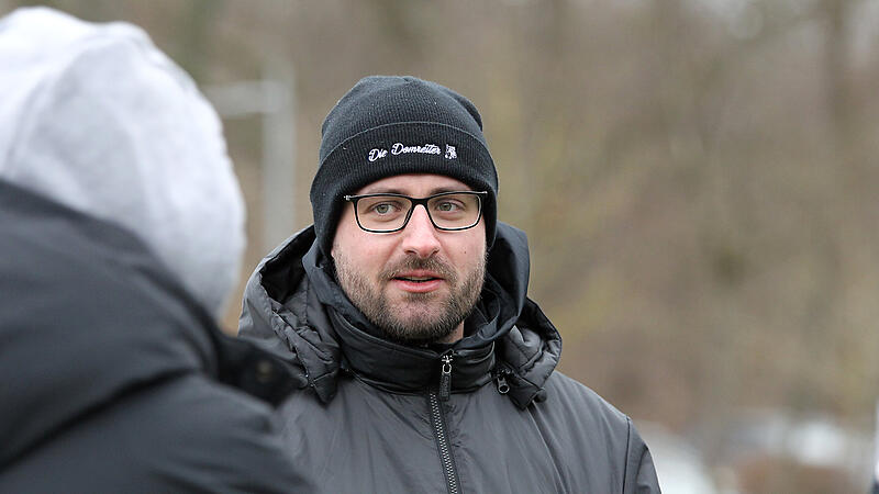 Geht mit Optimismus in die Restr&uuml;ckrunde der Regionalliga Bayern: FCE-Coach Jan Gernlein
