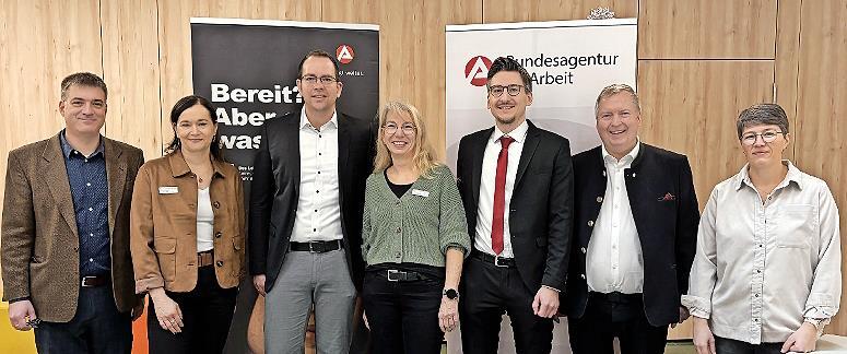 Beim Tag der Ausbildung dabei: Herr Steinel, Frau Bachmann, Schulleiter Michael Heyne, Frau Dorn, B&uuml;rgermeister Jan Marberg, Herr Richter und Frau Krampert