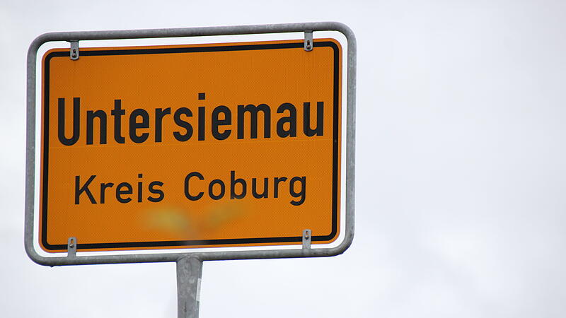 Gemeinde Untersiemau - Kreis Coburg - Ortsschild - frontal
