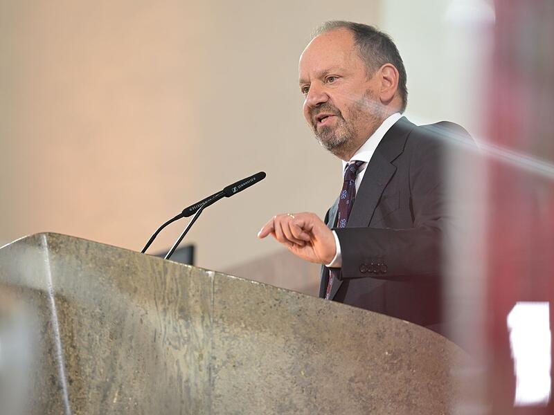 &Uuml;bergabe Friedenspreis des Deutschen Buchhandels