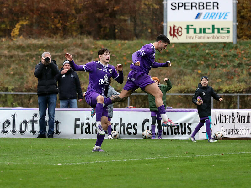 Jubel bei Luca Ljevsic nach seinem Elfmetertor zum 2:1. Jubel bei Luca Ljevsic nach seinem Elfmetertor zum 2:1.
