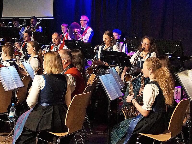 Die Blaskapelle Ebenhausen.