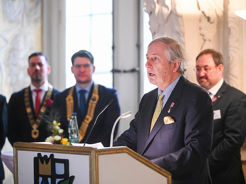 Gro&szlig;er Empfang in Coburg: Mehr als 200 geladene G&auml;ste gratulierten Andreas Prinz von Sachsen-Coburg und Gotha zum 80. Geburtstag.