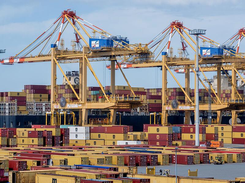 Containerterminal in Bremerhaven