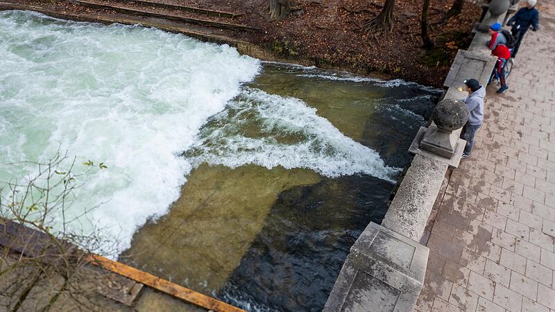 Weitere Entwicklung an der Eisbachwelle Weitere Entwicklung an der Eisbachwelle