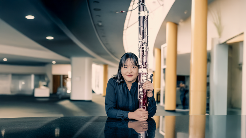 Rie Koyama ist Solofagottistin der Bamberger SymphonikerUnterwegs mit dem Sandmadla 2025 auf der Bamberger Sandkerwa