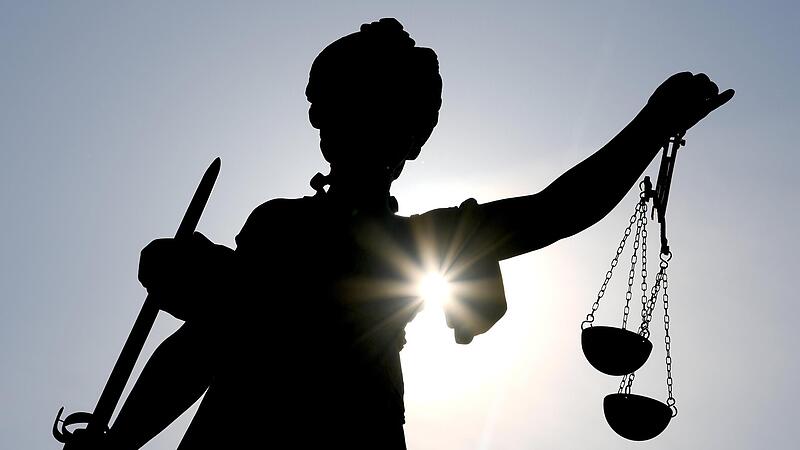 Das Amtsgericht Lichtenfels behandelte den Fall eines Mannes, bei dem kinderpornographische Dateien gefunden wurden.