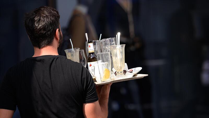 Gastronomen dürfen während Großveranstaltungen in Kulmbach auch draußen bewirten, müssen dafür aber eine Gebühr zahlen.