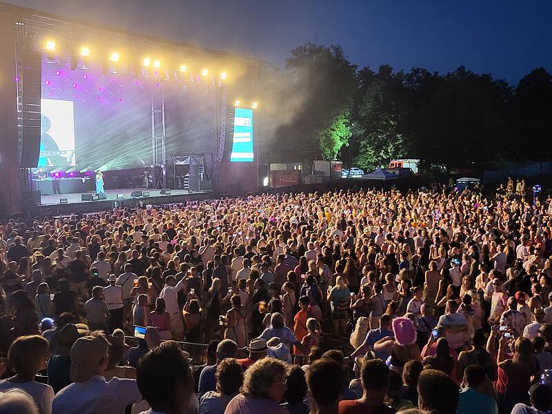 90s Super Show Bad Kissingen Luitpoldpark90s Super Show im Luitpoldpark Bad Kissingen 90s Super Show Bad Kissingen Luitpoldpark90s Super Show im Luitpoldpark Bad Kissingen