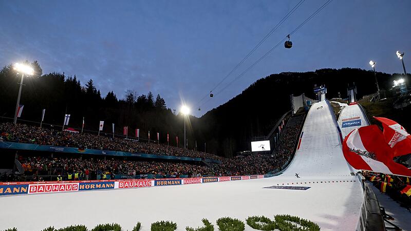 Die Skisprung-Arena in Oberstdorf