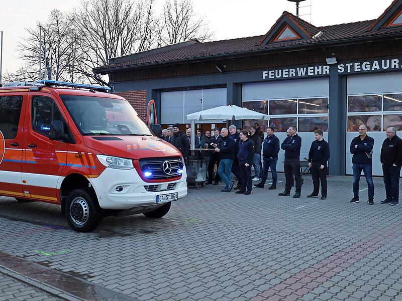 Der CBRN-Erkundungswagen dient zum Beispiel dem Sp&uuml;ren, Messen und Melden radioaktiver und chemischer Kontaminationen oder dem Aufsuchen radioaktiver Quellen.