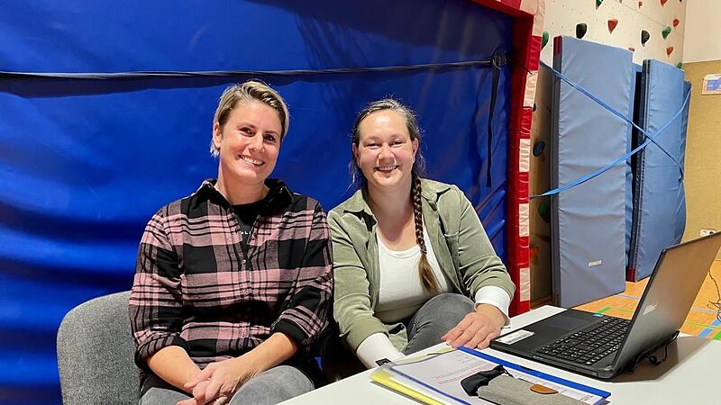 Maria Schuberth (rechts) leitet die TV/DJK-Gesch&auml;ftsstelle im Auftrag des Vorstands. Ihr zur Seite steht Sachbearbeiterin Carina Sell.