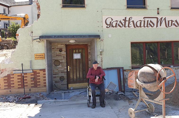 In Trossenfurt im April ein neuer Gastronomiebetrieb, das