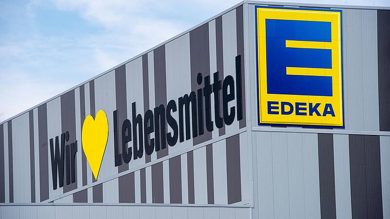 Seit Mittwochnachmittag wird im Edeka-Zentrallager in Gochsheim wieder gestreikt. Seit Mittwochnachmittag wird im Edeka-Zentrallager in Gochsheim wieder gestreikt.