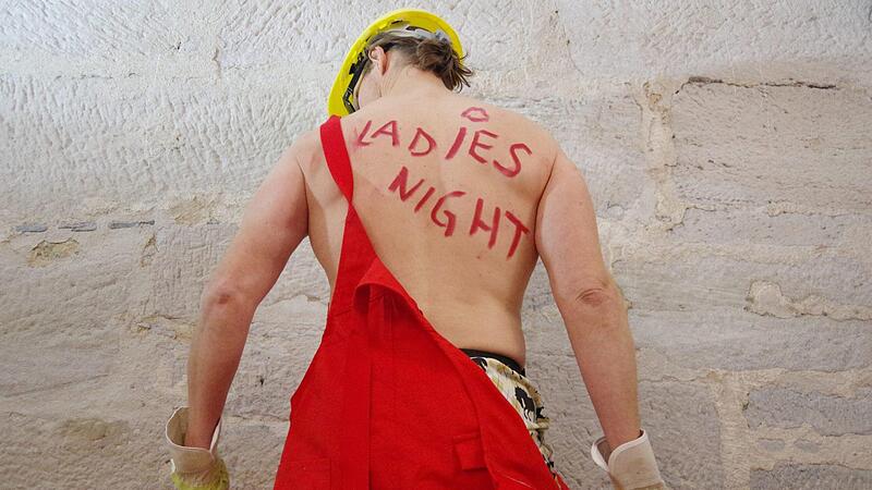 Viel nackte Männerhaut  und   Komik verspricht das Stück "Ladies Night".