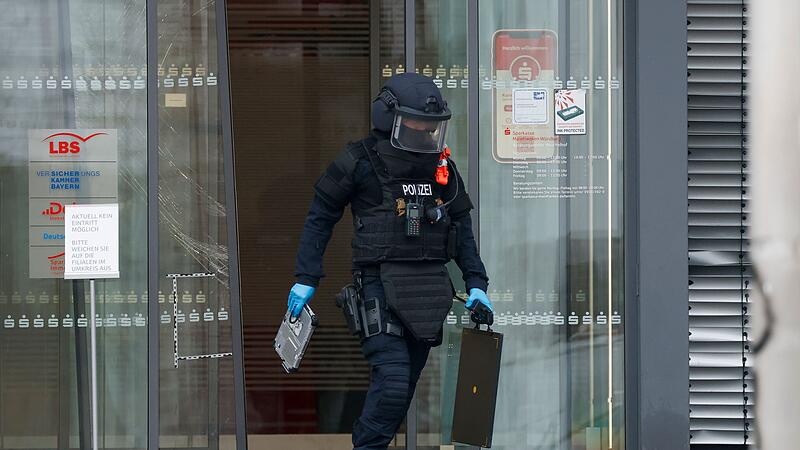 Sprengstoff in Geldautomat in W&uuml;rzburg - Polizeieinsatz