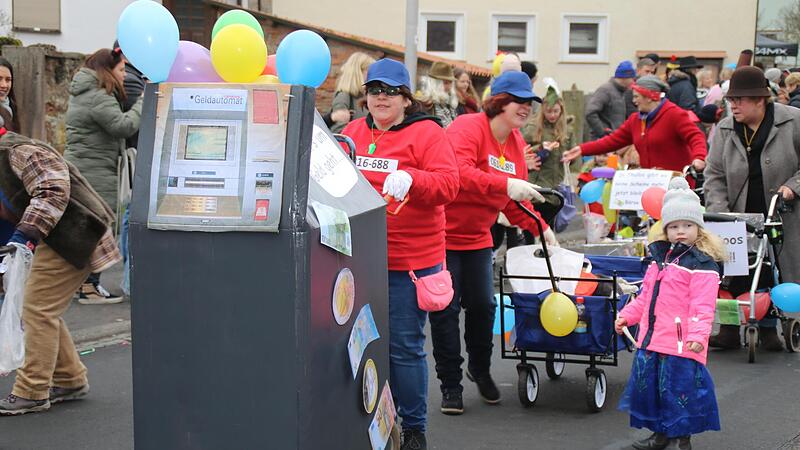 Auch der Abbau des letzten Geldautomaten wurde thematisiert.