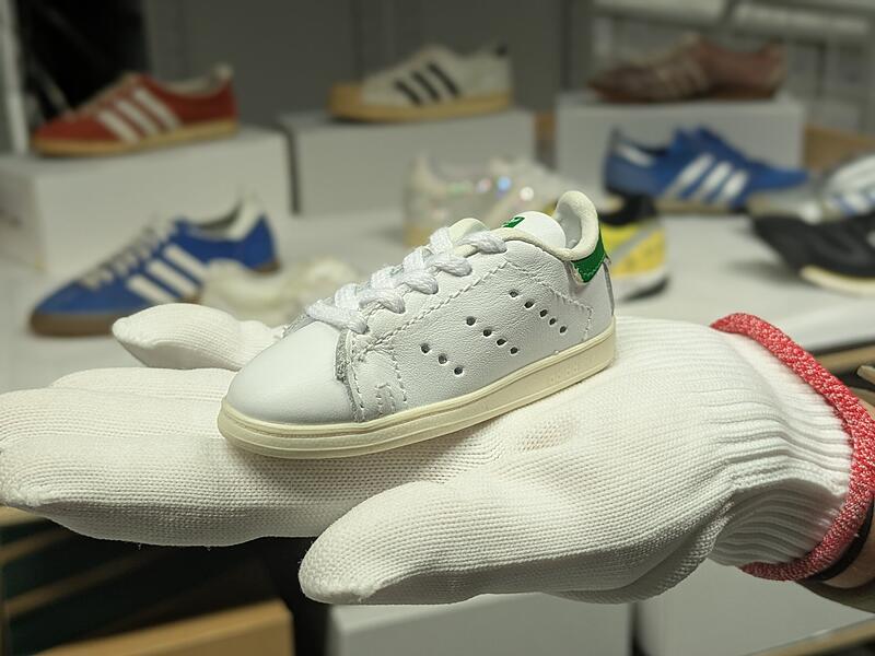Adidas ArchivAdidas Archiv Adidas ArchivAdidas Archiv