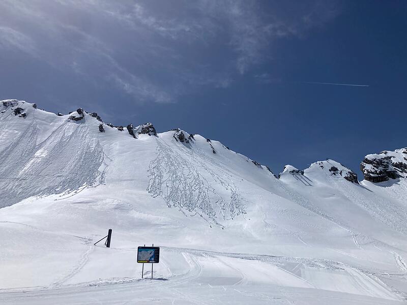 Zugspitze - Gefahr durch Lawinen Zugspitze - Gefahr durch Lawinen
