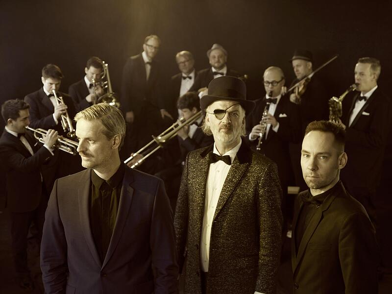 Das Moka Efti Orchestra l&auml;sst das gleichnamige Tanzlokal aus der Erfolgsserie &raquo;Babylon Berlin&laquo; musikalisch wieder auferstehen.