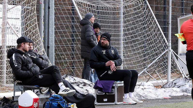 Vor einer Woche fand das Heimspiel des FC Eintracht Bamberg um Trainer Jan Gernlein auf dem kleinen Kunstrasenplatz an der Armeestra&szlig;e statt. Das sei diesmal nicht m&ouml;glich, hei&szlig;t es.