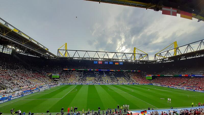 Die TV-Kameras zeigten beim Spiel Deutschland gegen D&auml;nemark in Deutschland nicht alles.