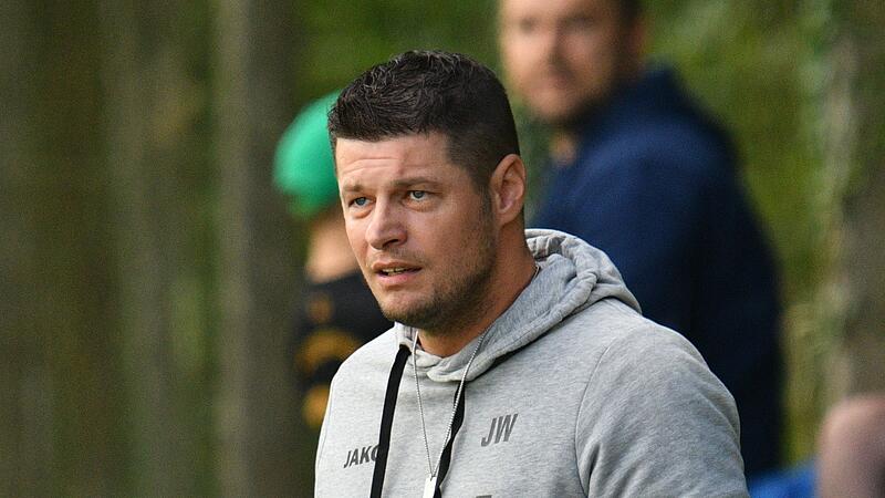 Der Windheimer Trainer Jan Winterstein hat in der laufenden Saison vor allem mit einer wackeligen Defensive zu k&auml;mpfen.