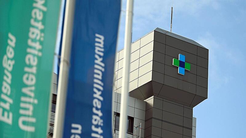 Uniklinikum Erlangen: Patient zündet eigene Kleidung an Uniklinikum Erlangen: Patient zündet eigene Kleidung an
