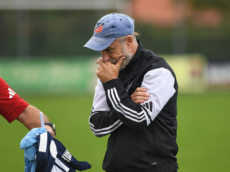 Schwere Zeiten f&uuml;r die DJK Dampfach und Trainer Oliver Kr&ouml;ner